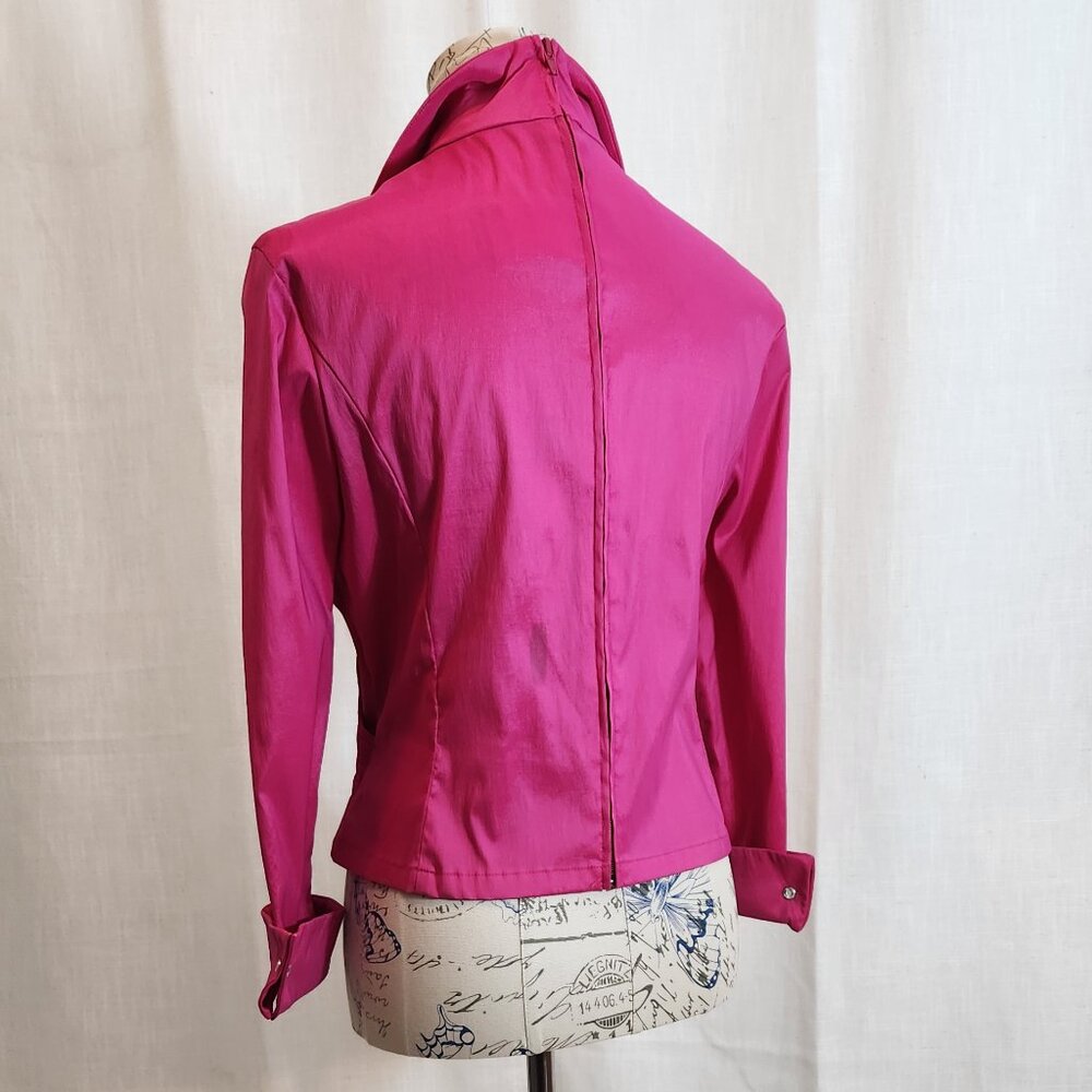 Tadashi Silk Top with beautifule pleating, faux diamond cufflinks - Picture 2 of 5